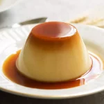 Flan au caramel parfumé à la vanille