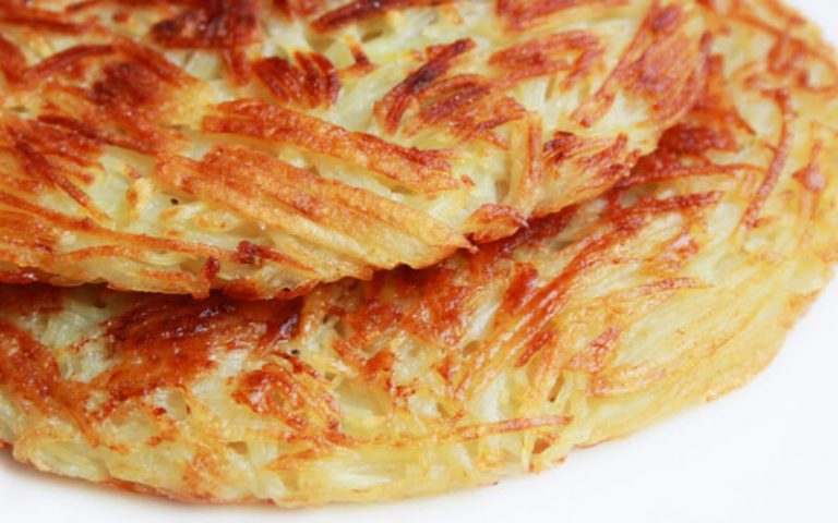 Galettes de pommes de terre râpées grillées