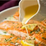 Saumon crémeux au beurre à l'ail et citron