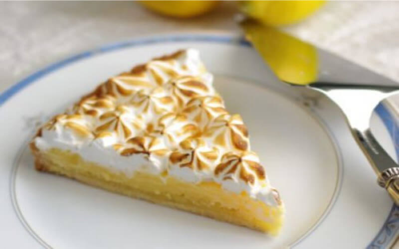 Tarte au citron meringuée délicieuse et facile à réaliser