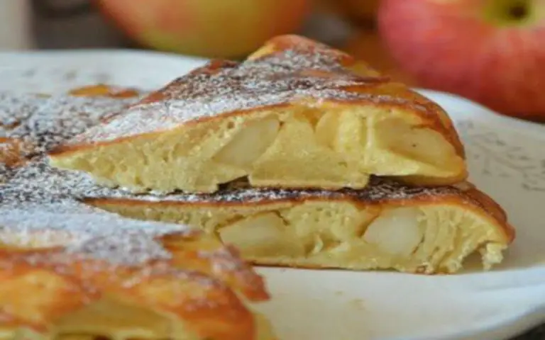 Gâteau aux pommes à la poêle Simple et pratique