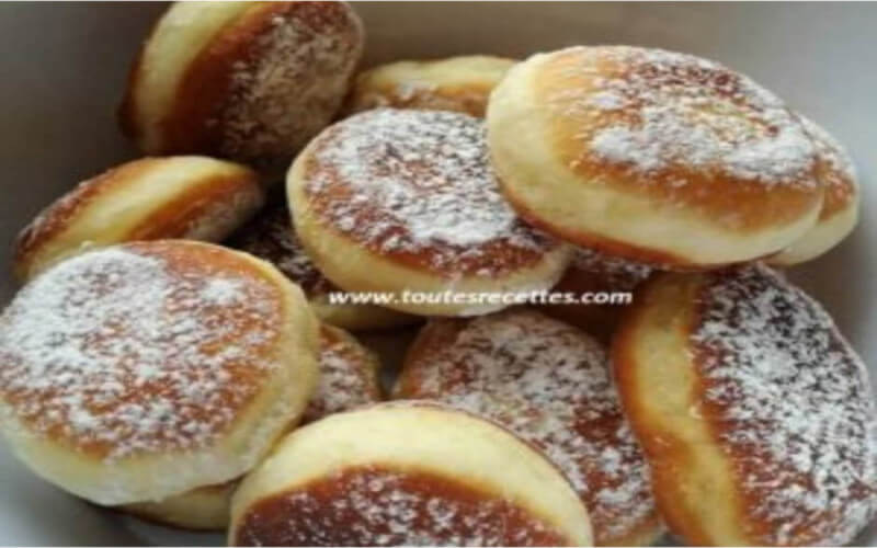 Beignets au lait vide a l’intérieur ultra moelleux