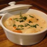 Cassolettes de noix de Saint Jacques au vin blanc