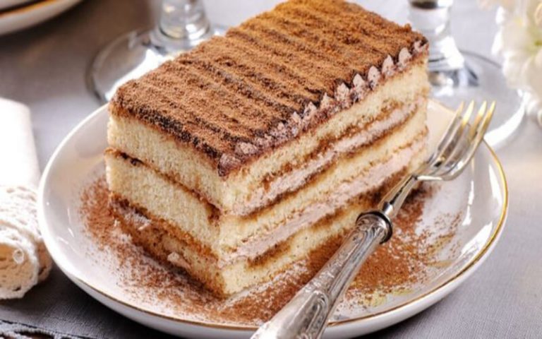 Tiramisu au spéculoos pâtisserie traditionnelle italienne
