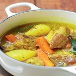 Colombo de porc aux légumes plat incontournable