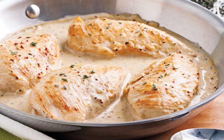 Poulet sauce crémeuse à la moutarde recette facile