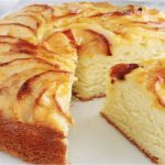 Gâteau au yaourt aux pommes, fondant et hyper moelleux