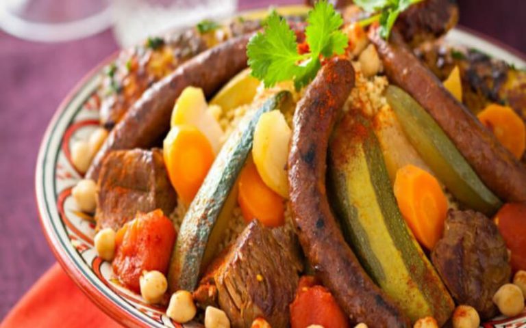 Couscous Royal Marocain plat traditionnel