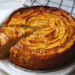 Gâteau aux pommes classique de grand-mère