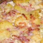 Gratin de pommes de terre, champignons et de lardons