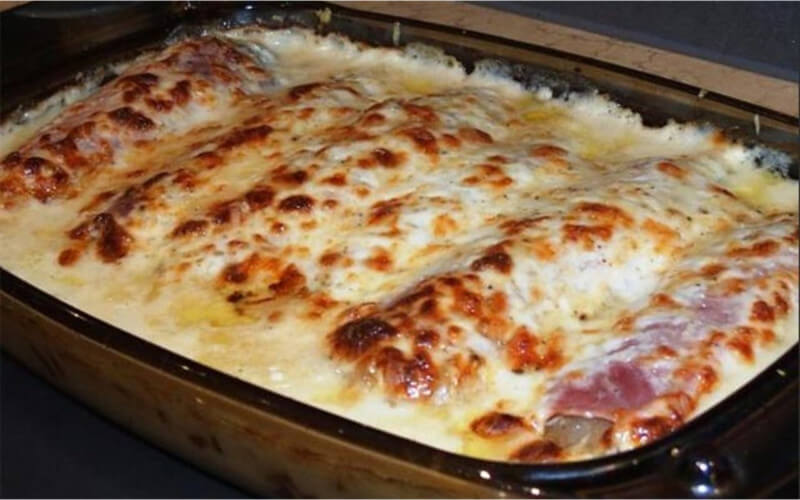 Gratin d’endives au jambon à la sauce béchamel