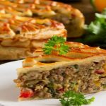 Tourte aux légumes et viande hachée