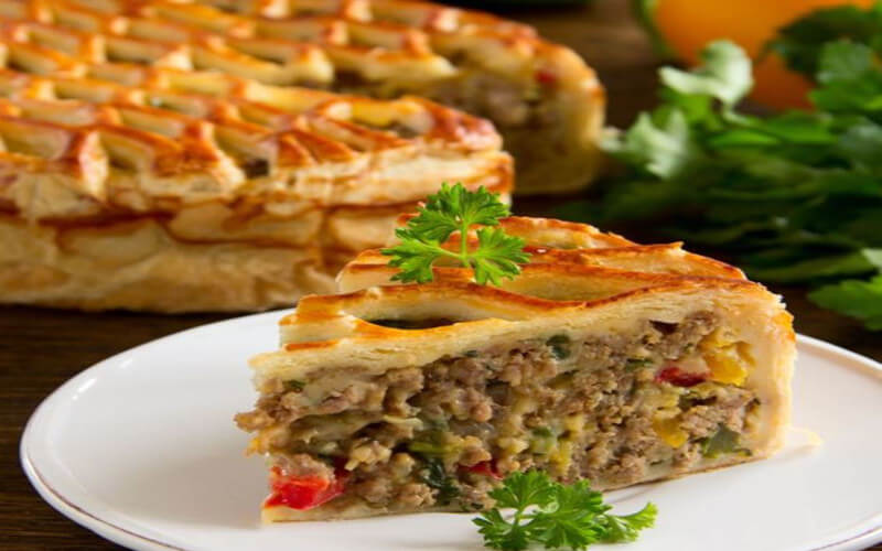 Tourte aux légumes et viande hachée