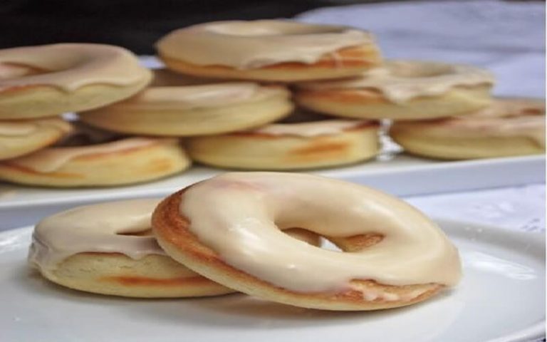 Beignes Cuits au Four, Glaçage à l'Érable