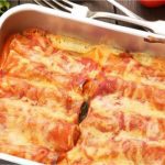 Cannellonis au poulet à la sauce tomate au four