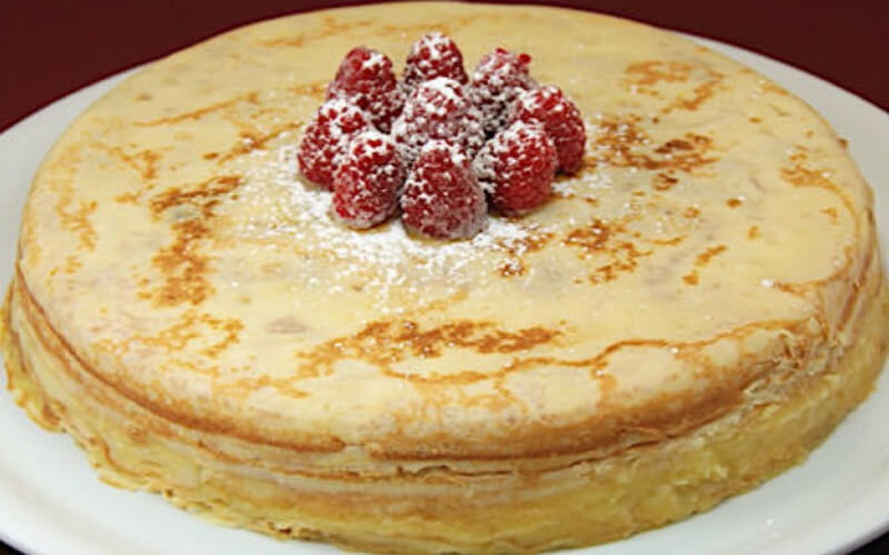 GÂTEAU DE CRÊPES A LA CRÈME PÂTISSIÈRE