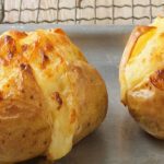 Pommes de terre au four chair moelleuse, peau croustillante