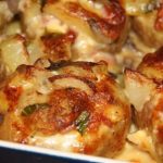 Pommes de terre farcies aux champignons à la crème