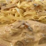 Poulet au camembert de Normandie plat riche et goûteux