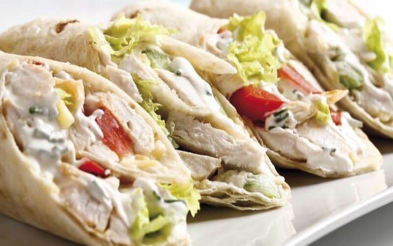 Wraps au poulet sandwichs traditionnels