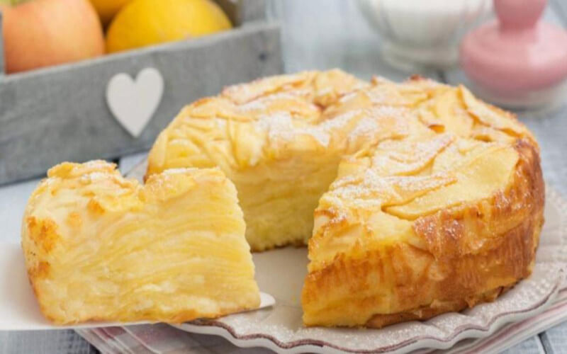 Gâteau Invisible aux pommes de Cyril Lignac