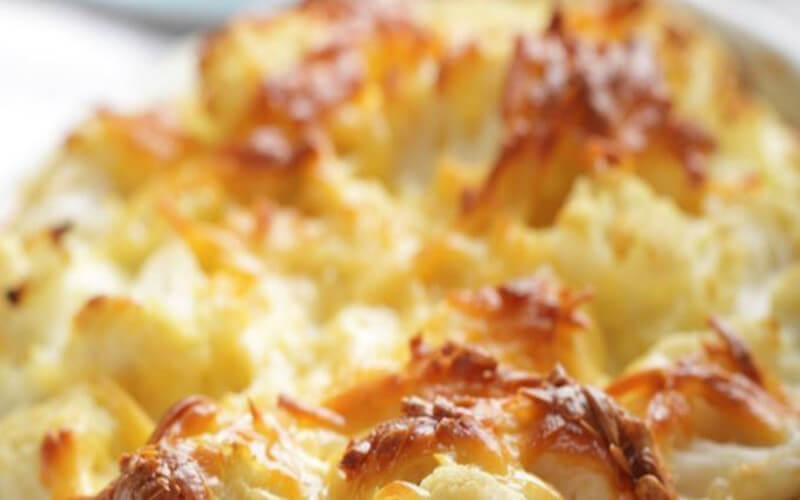 Gratin de chou-fleur et pommes de terre aux lardons