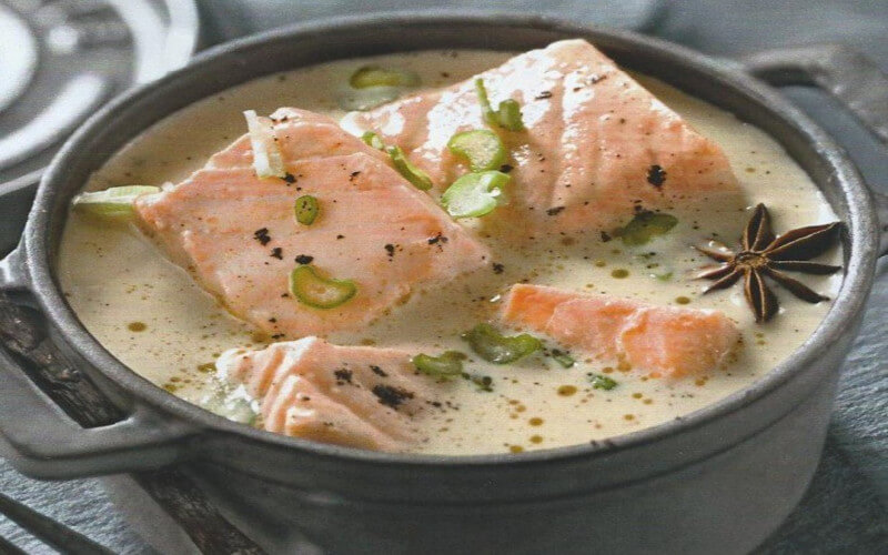 BLANQUETTE DE SAUMON AUX LEGUMES