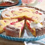 Gâteau au yaourt et aux fraises simple et rapide