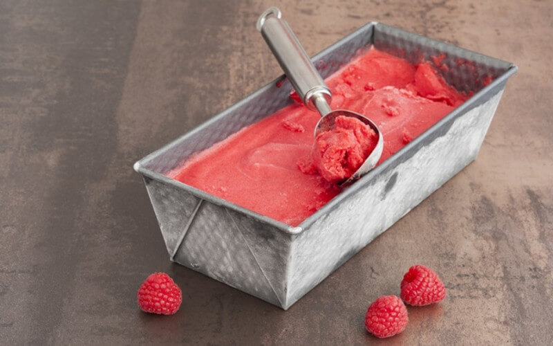 Glace aux framboises sans sorbetière