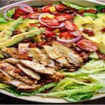 Salade de Cobb, au bacon et au roquefort