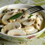 Salade de champignons cru au citron