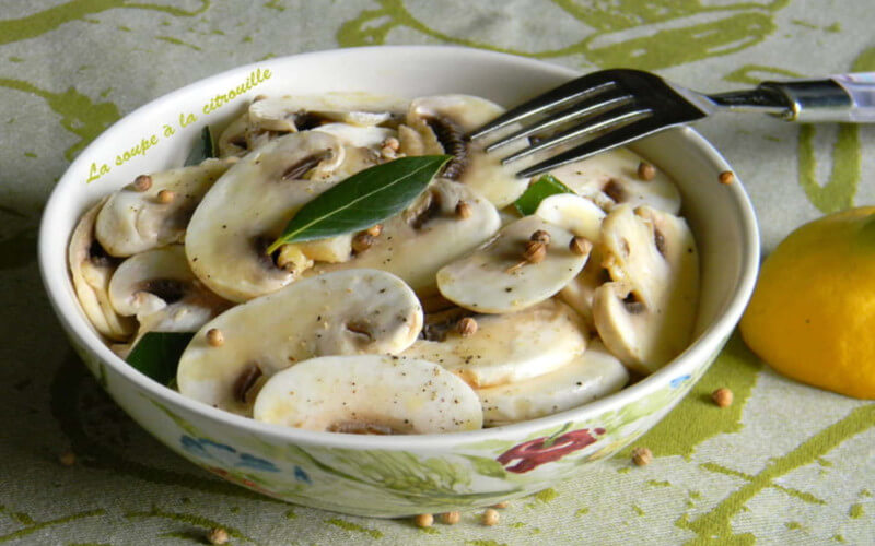 Salade de champignons cru au citron