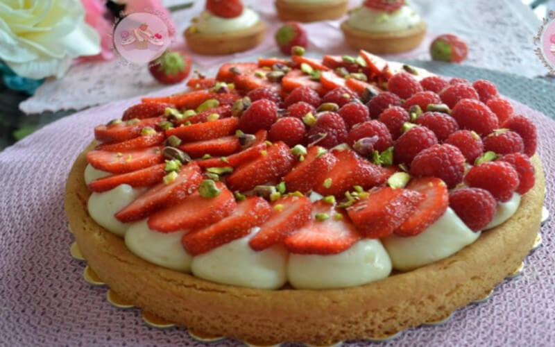 Tarte Aux Fraises et Framboises Sur Sablé Breton