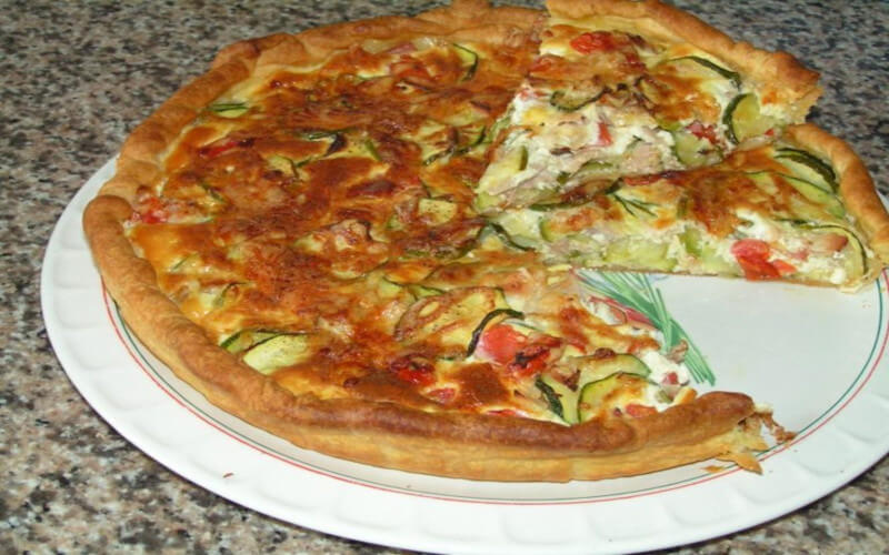 Tarte aux thon tomates et courgettes