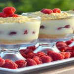 Verrines aux framboises et crème pâtissière