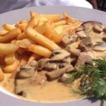 Escalope Normande aux champignons et crème fraîche