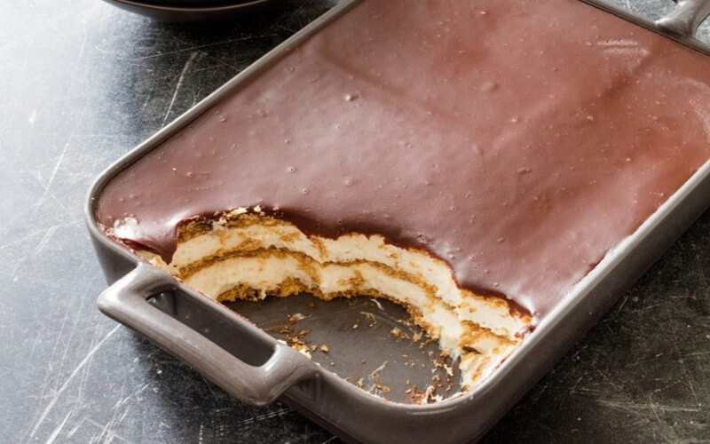 Gâteau Éclair au chocolat parfumé à la vanille