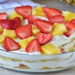 Tiramisu aux fraises et à l’ananas sans œufs
