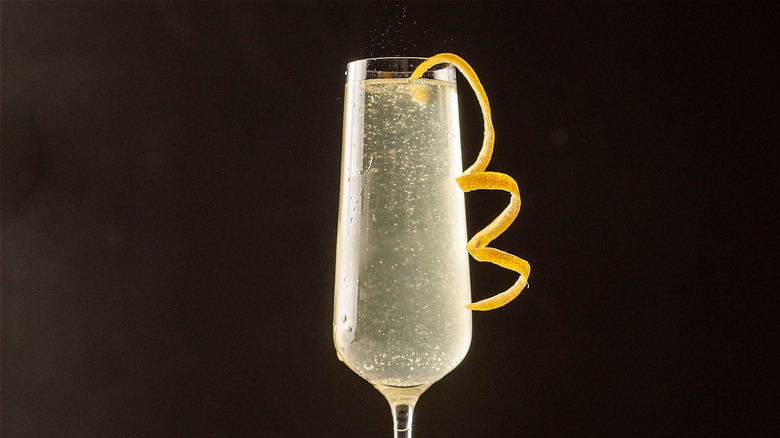 5 Idées de cocktails au champagne: Le French 75