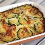 Gratin à la courgette et oignon à la crème fraîche