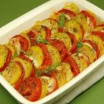 Gratin de tomates et pommes de terre à la mozzarella