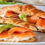 Croissants au saumon et au Boursin fait-maison