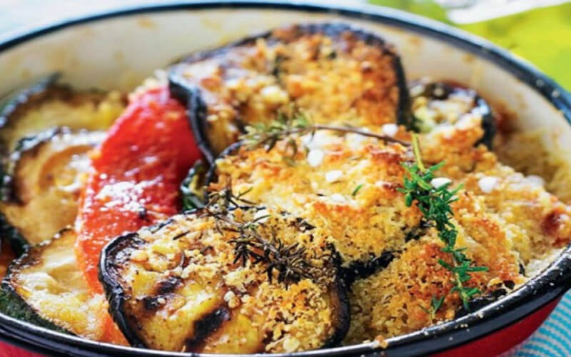 Gratin d’aubergines à la sicilienne plat familial