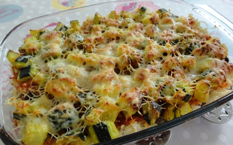 Gratin de Courgettes, viande hachée au gruyère râpé