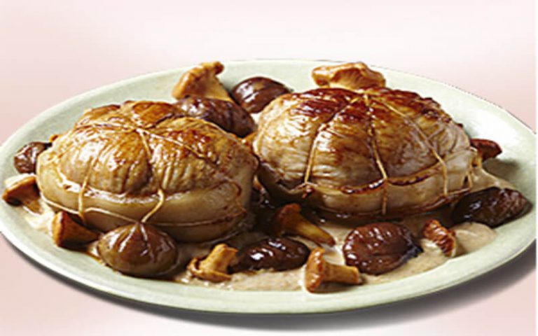 Paupiettes de veau sauce aux girolles et châtaignes