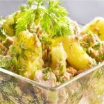 Salade de pommes de terre au thon en vinaigrette