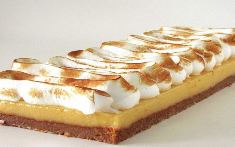 Tarte au citron meringuée sur fond de spéculoos