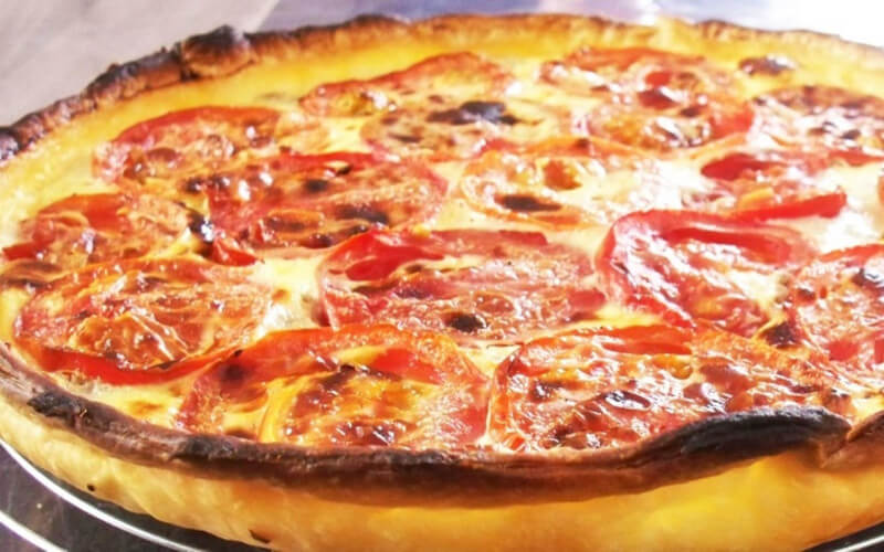 Tarte au thon et tomates à la moutarde