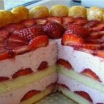 Charlotte aux fraises et fromage blanc dessert d'enfance