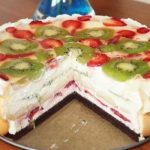 Charlotte aux petits beurre et fruits